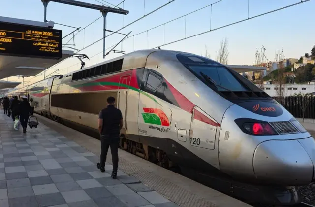 How to Travel Between Cities in Morocco